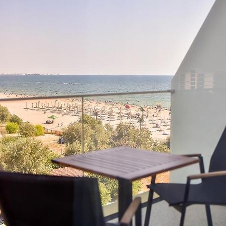 White Tower Private Apartment Beach View Мамая Экстерьер фото